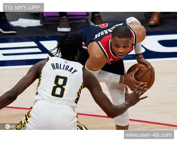 威少盛赞小萨准绝杀表现表达作为老将的骄傲与新秀的期待