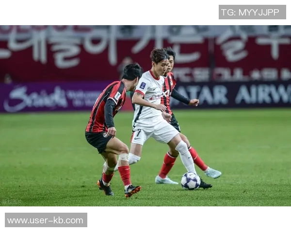 亚冠赛事分析成都遭首尔逆袭海港客场失利回顾