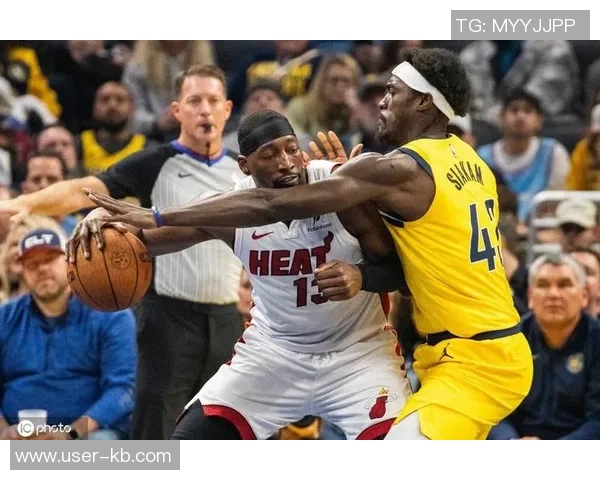 阿德巴约力挺希罗强调球队团结反对外界指责与抨击