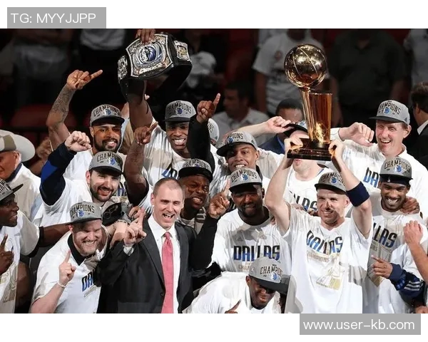 大莫里斯回顾湖人20年冠军历程强调含金量无论场地依旧闪耀